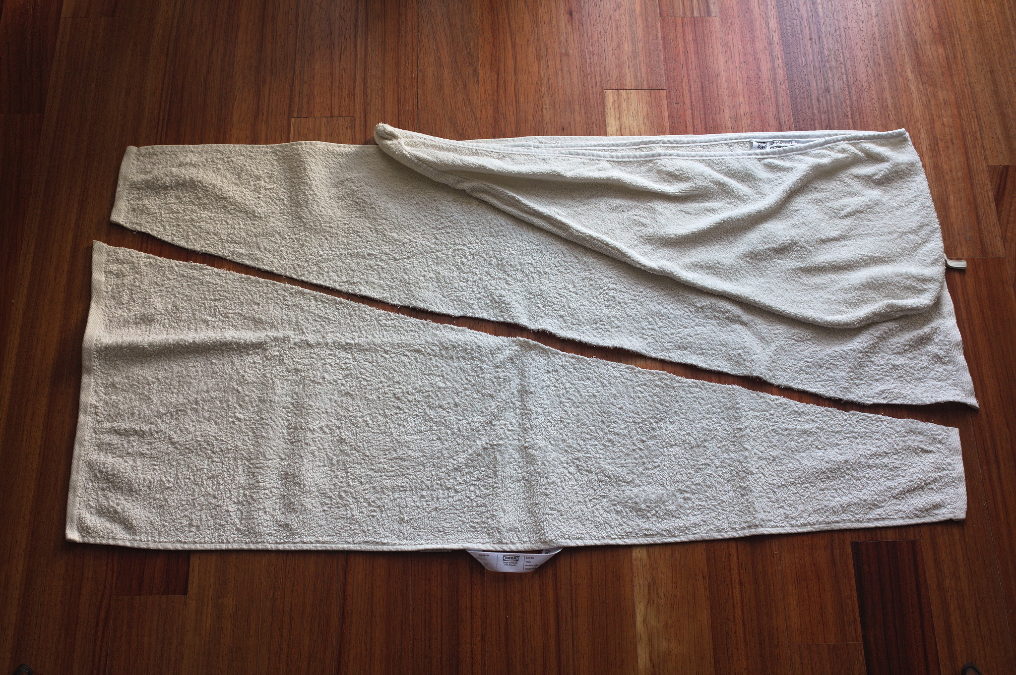 ../../../_images/0101-cut_towel.jpg
