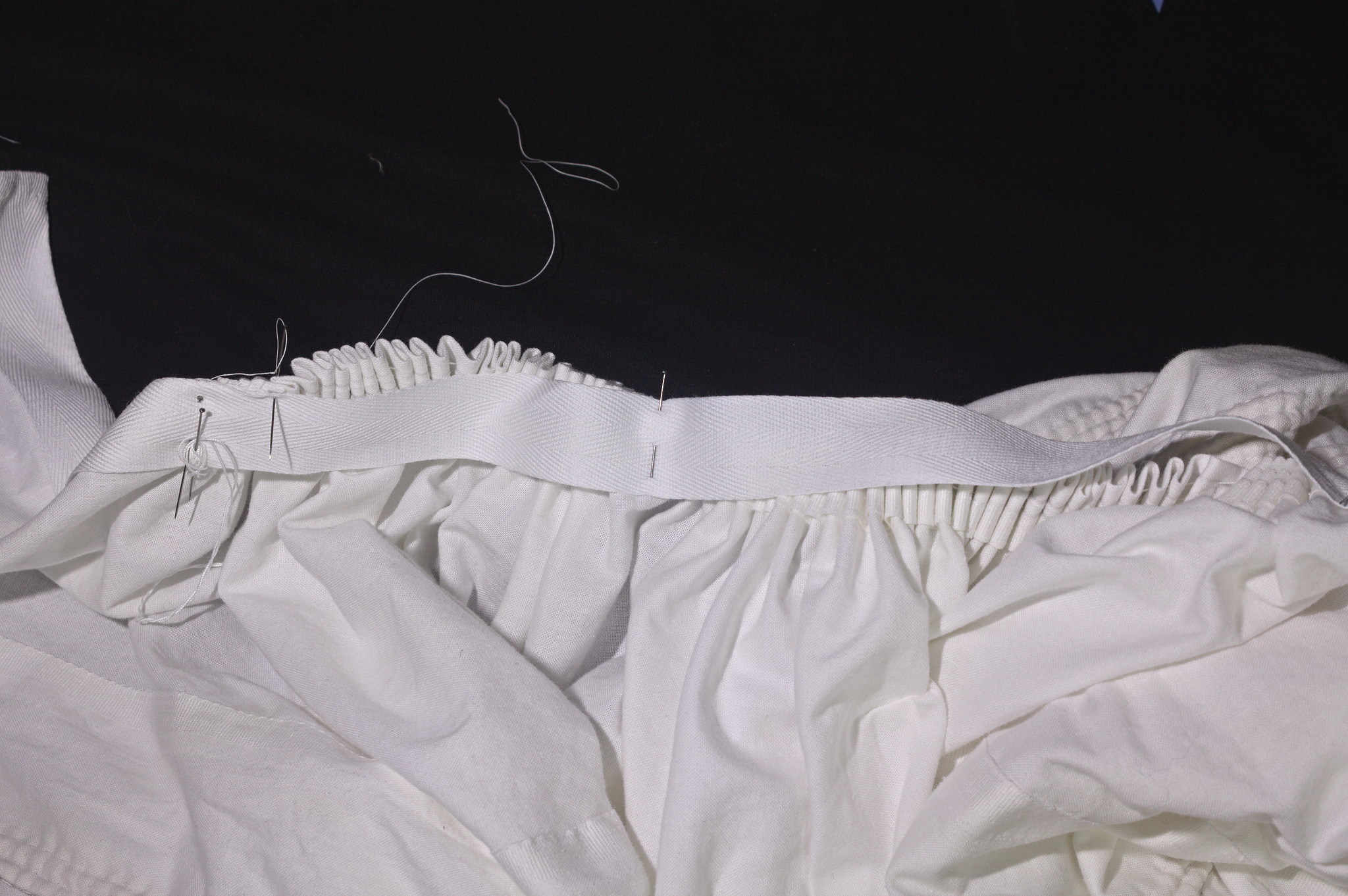 ../../../_images/0115-whipstitching_tape.jpg