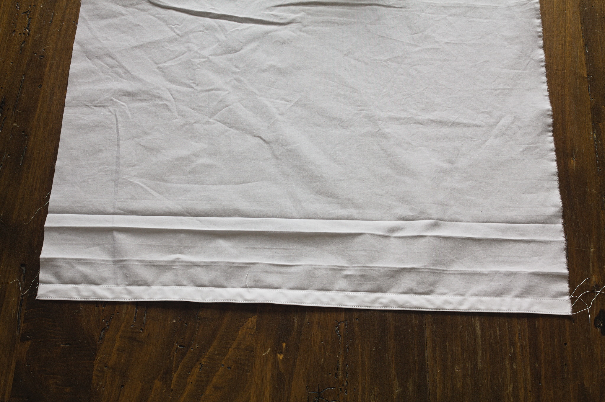 ../../../_images/0202-sewn_right_placket.jpg