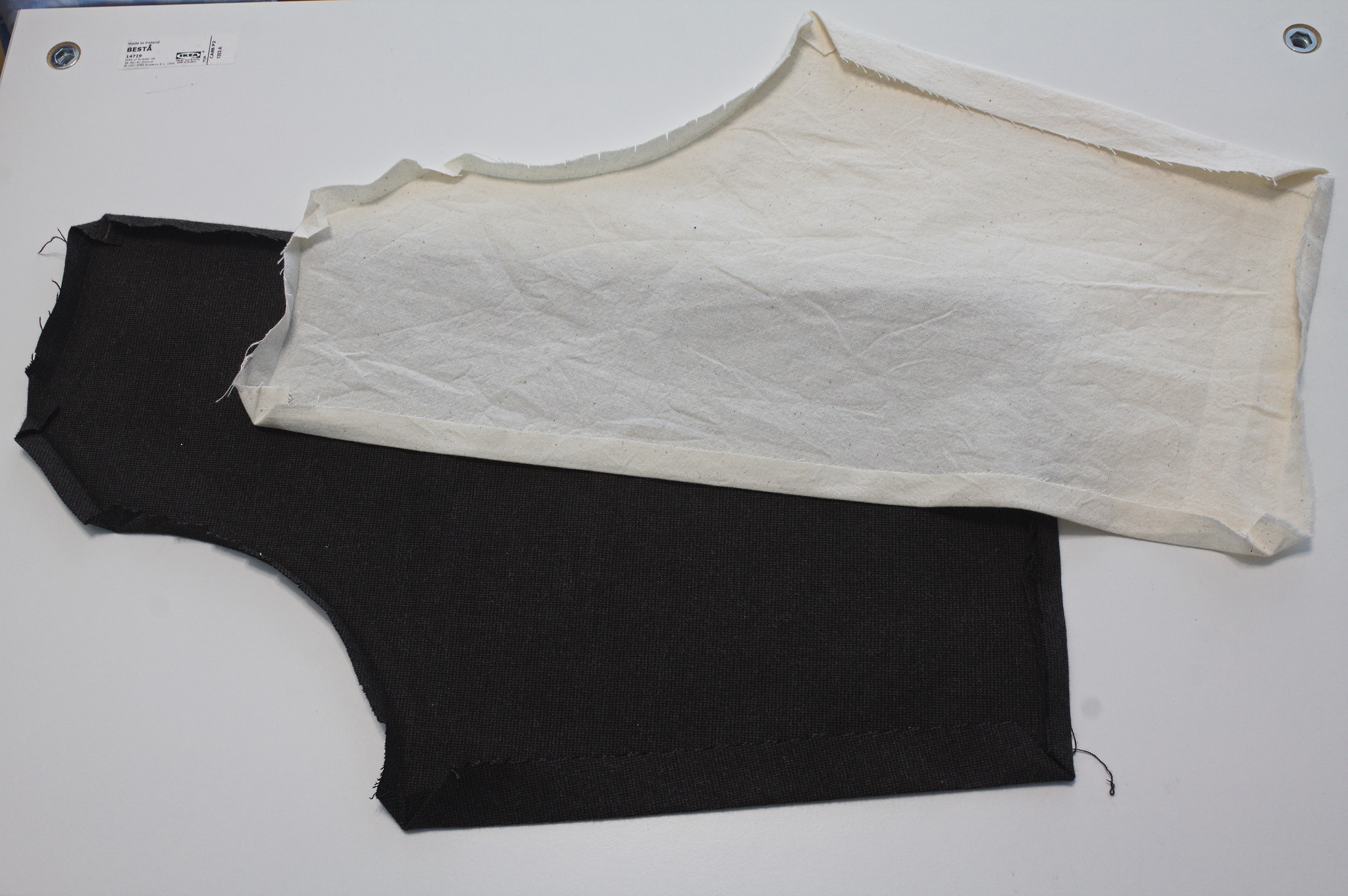 ../../../_images/0301-pressed_back_pieces.jpg
