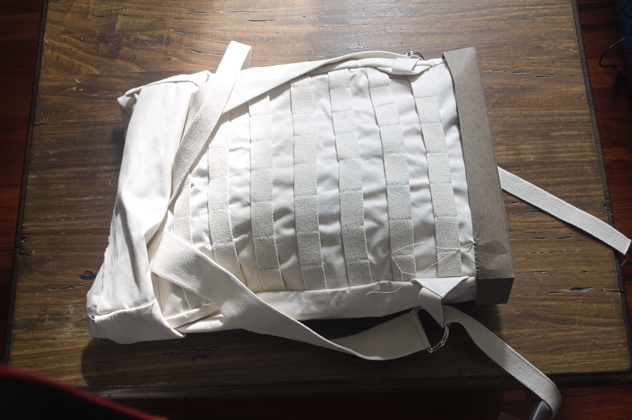../../../_images/0503-sewing_bottom_reinforcement.jpg
