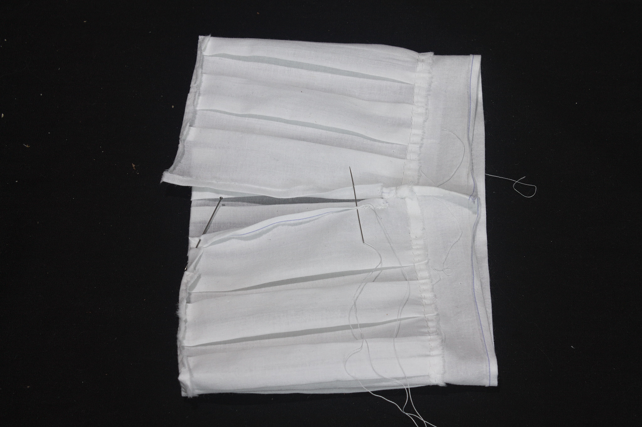 ../../../_images/0507-hemming_sleeve_sides.jpg
