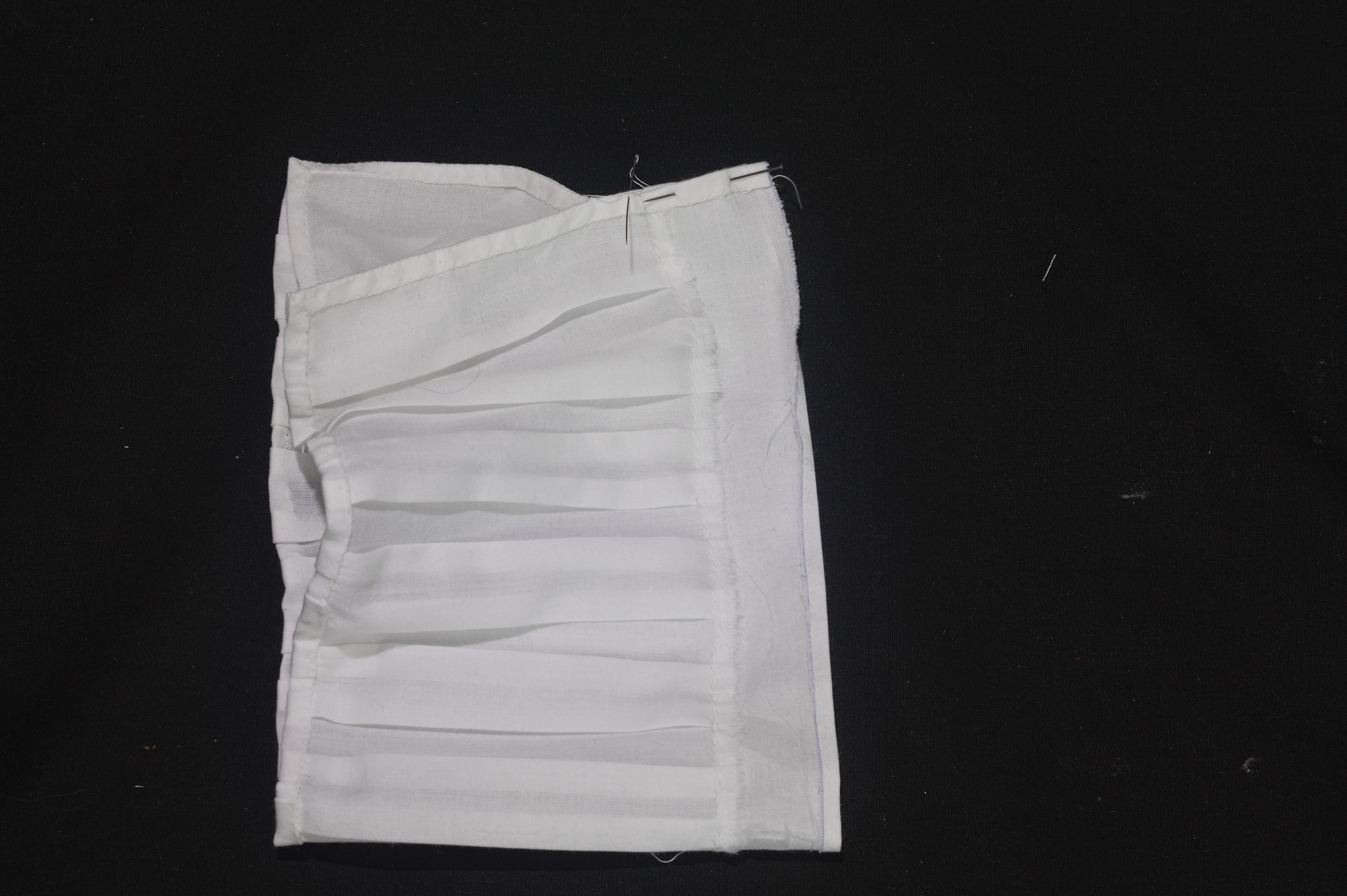 ../../../_images/0512-whipstitching_sleeve.jpg
