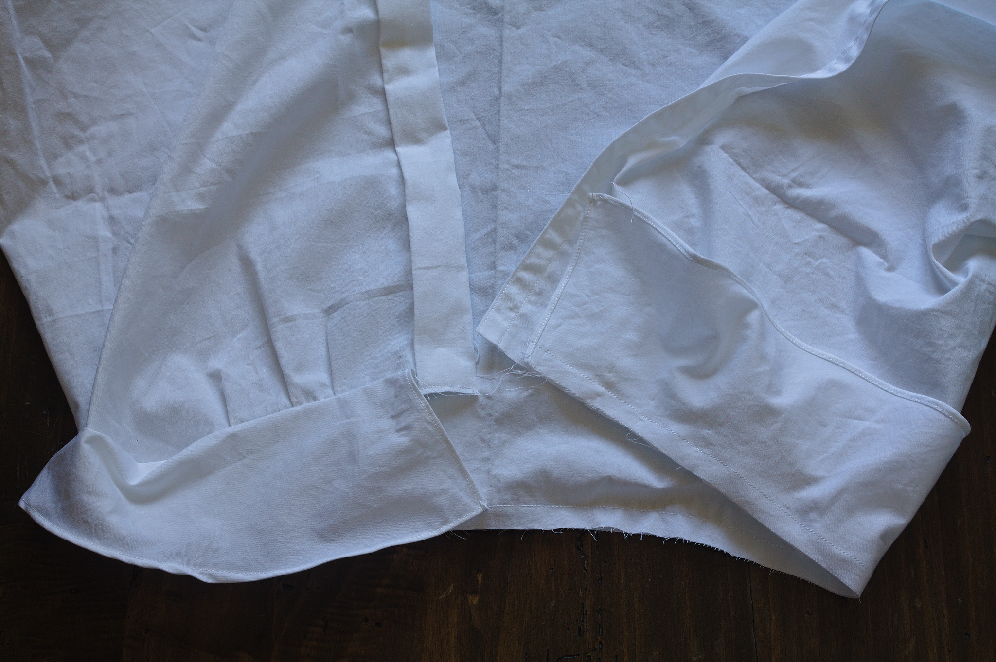 ../../../_images/0701-peplum_and_pleats.jpg
