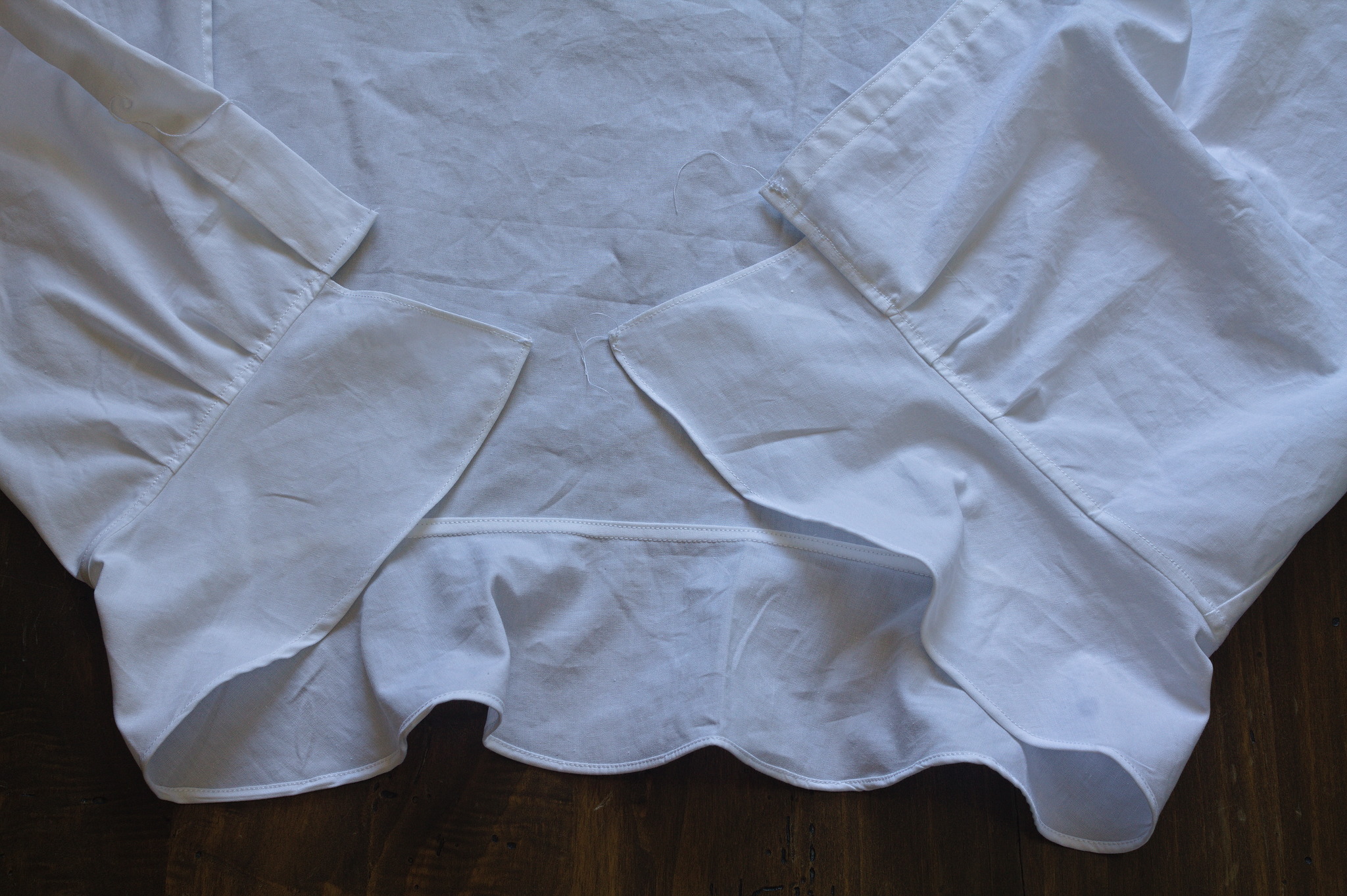 ../../../_images/0702-peplum_flat_felled.jpg
