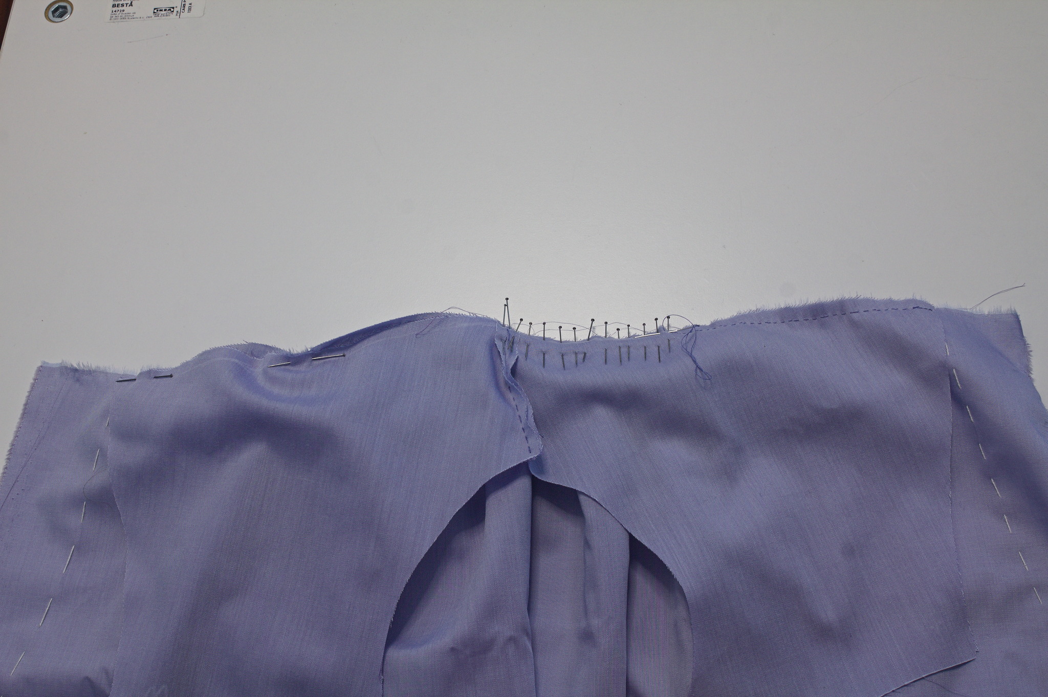 ../../../_images/0901-sewing_back.jpg