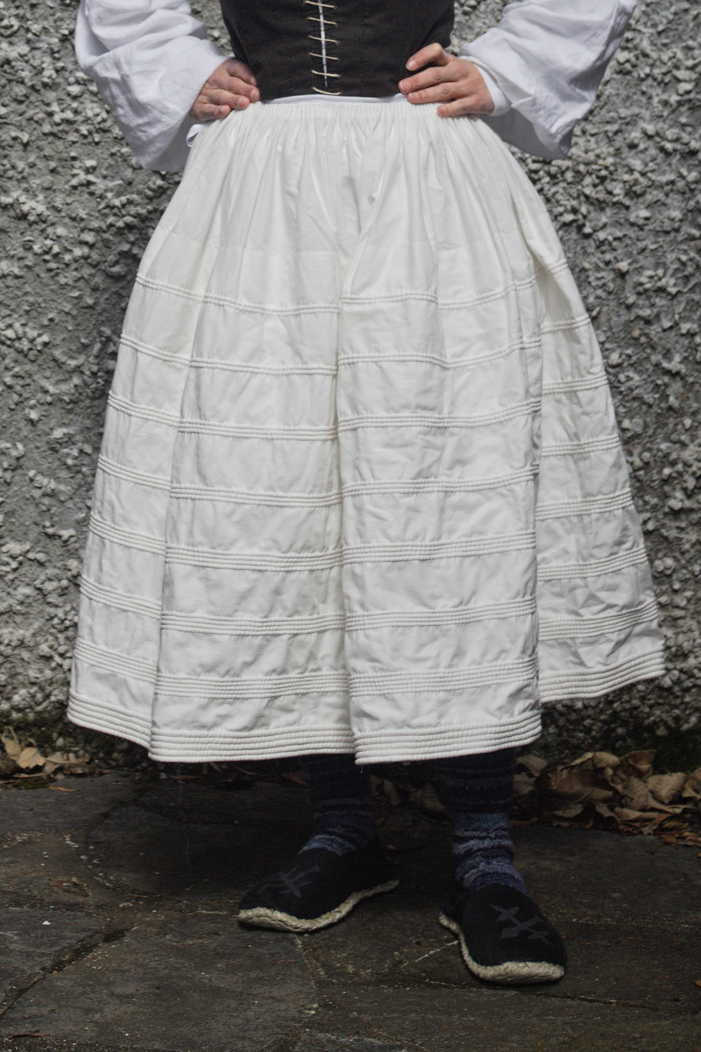 ../../../_images/corded_petticoat.jpg