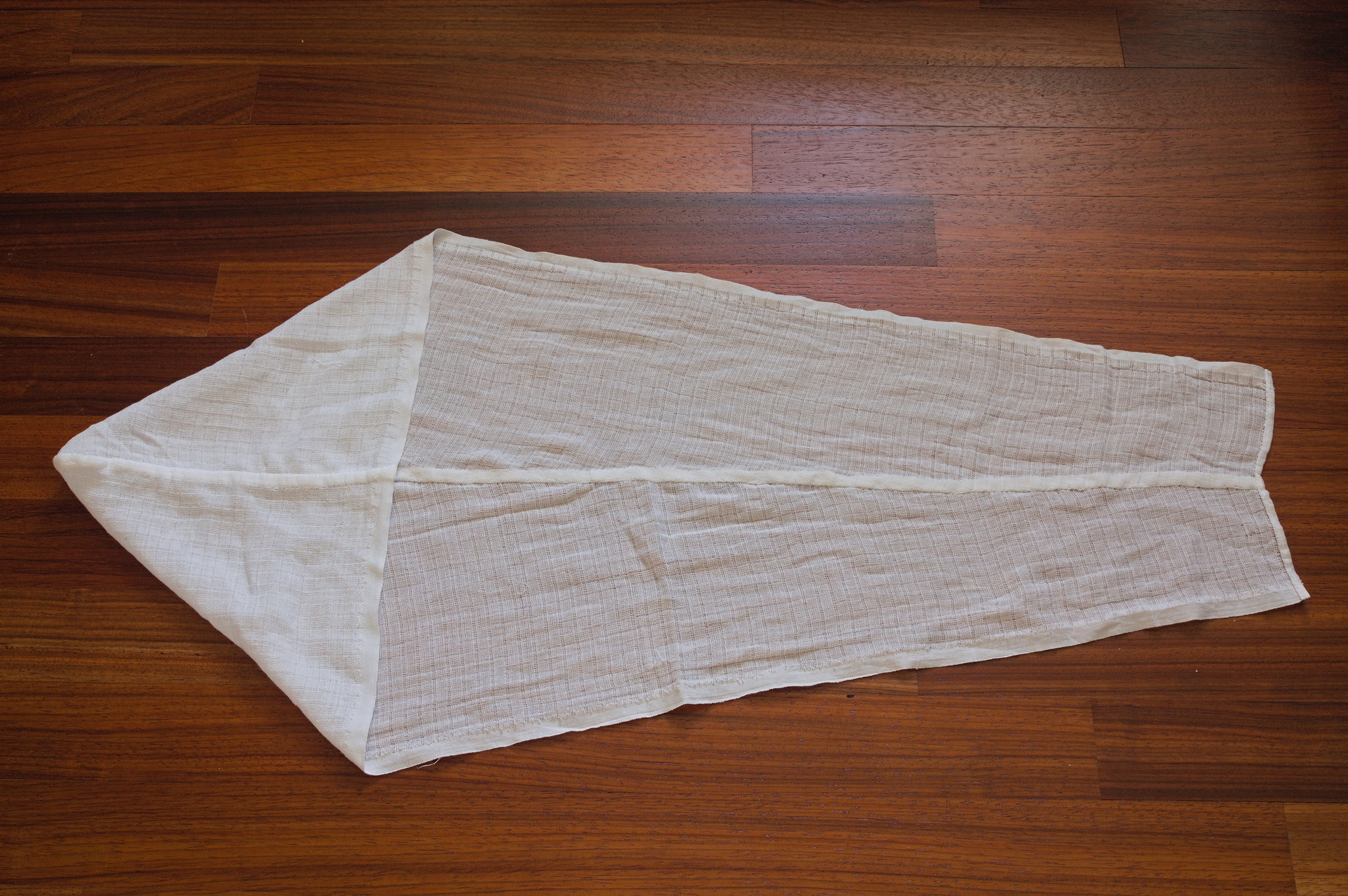 ../../../_images/hair_towel_wrap_cheesecloth.jpg